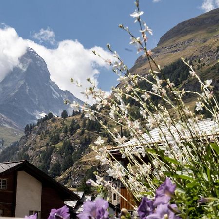 Village Apartment With Matterhorn View Церматт Екстер'єр фото