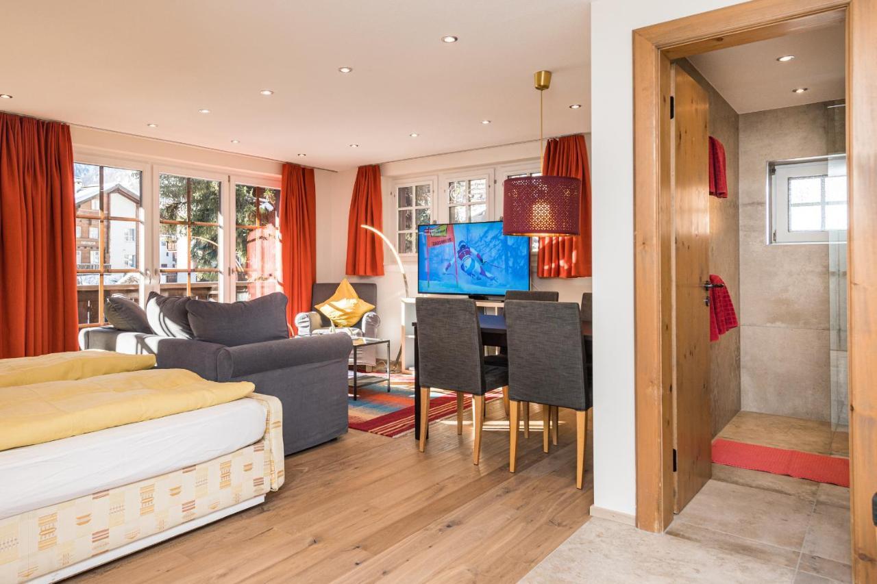 Village Apartment With Matterhorn View Церматт Екстер'єр фото