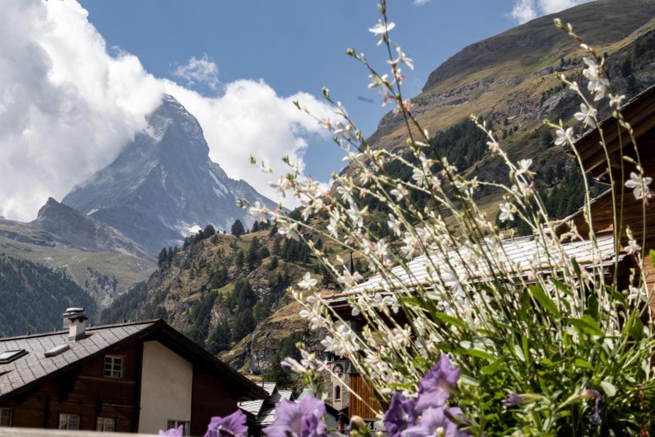 Village Apartment With Matterhorn View Церматт Екстер'єр фото